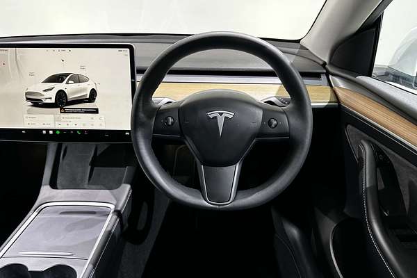 2023 Tesla Model Y Rear-Wheel Drive