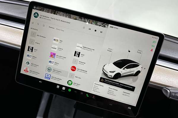 2023 Tesla Model Y Rear-Wheel Drive