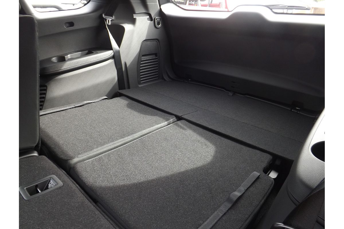 2025 Isuzu MU-X LS-M