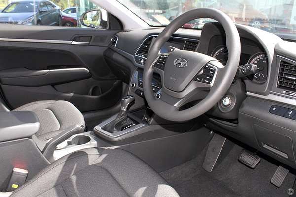 2018 Hyundai Elantra Active AD