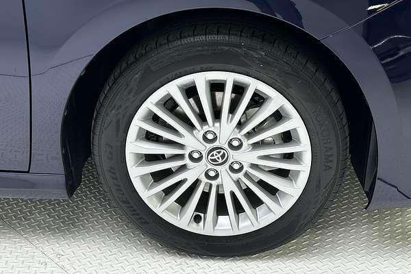 2025 Toyota Camry Ascent AXVH80R