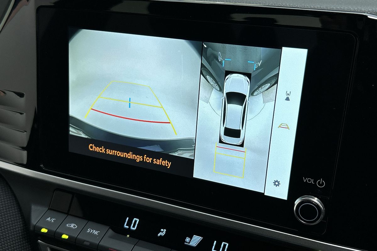 2025 Toyota Camry Ascent AXVH80R