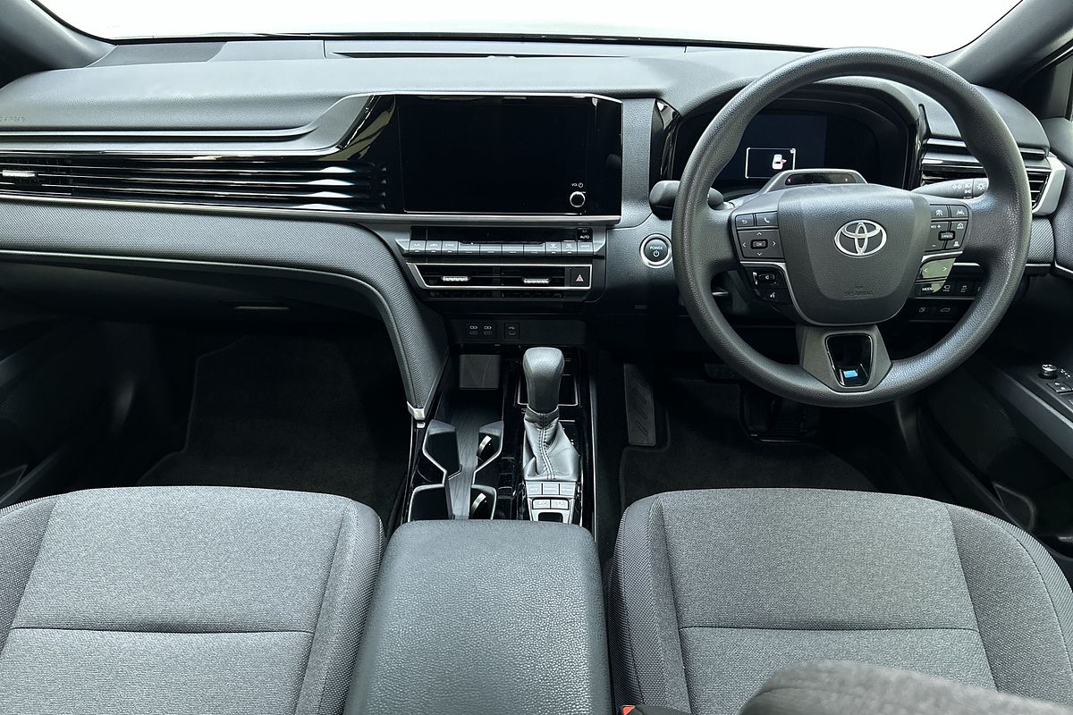 2025 Toyota Camry Ascent AXVH80R