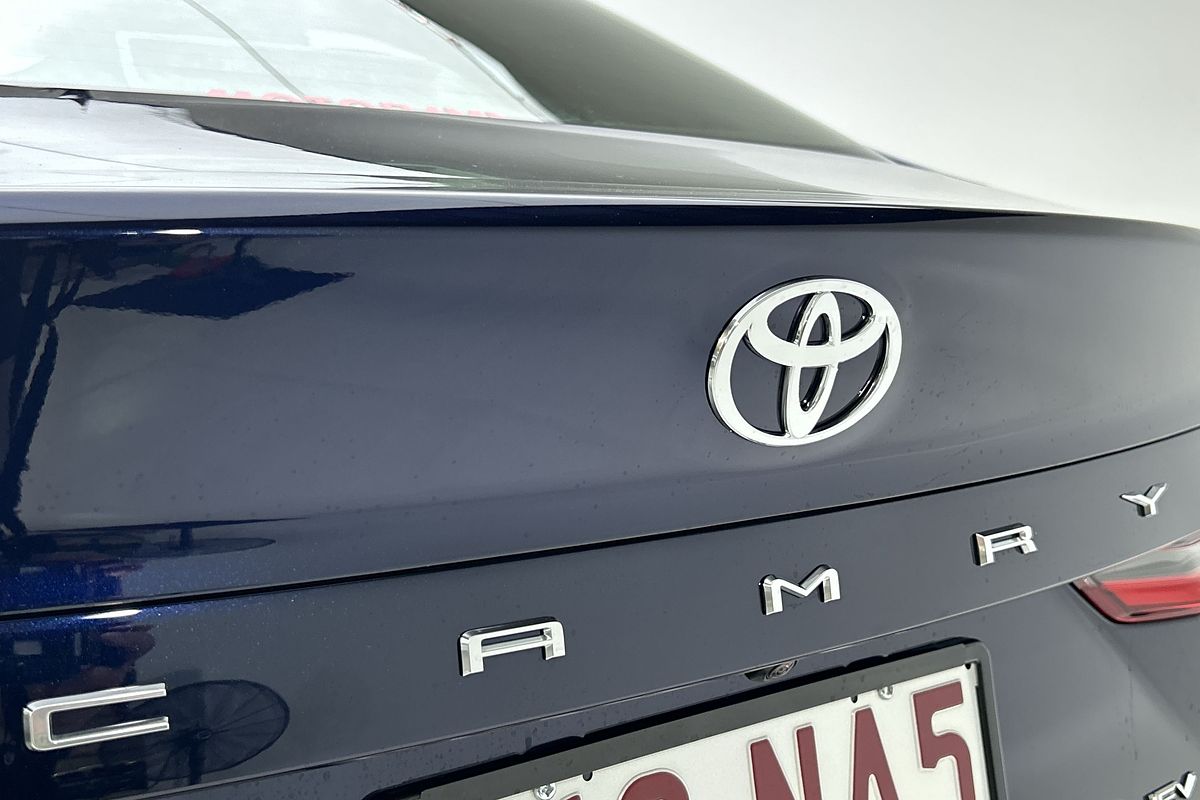 2025 Toyota Camry Ascent AXVH80R