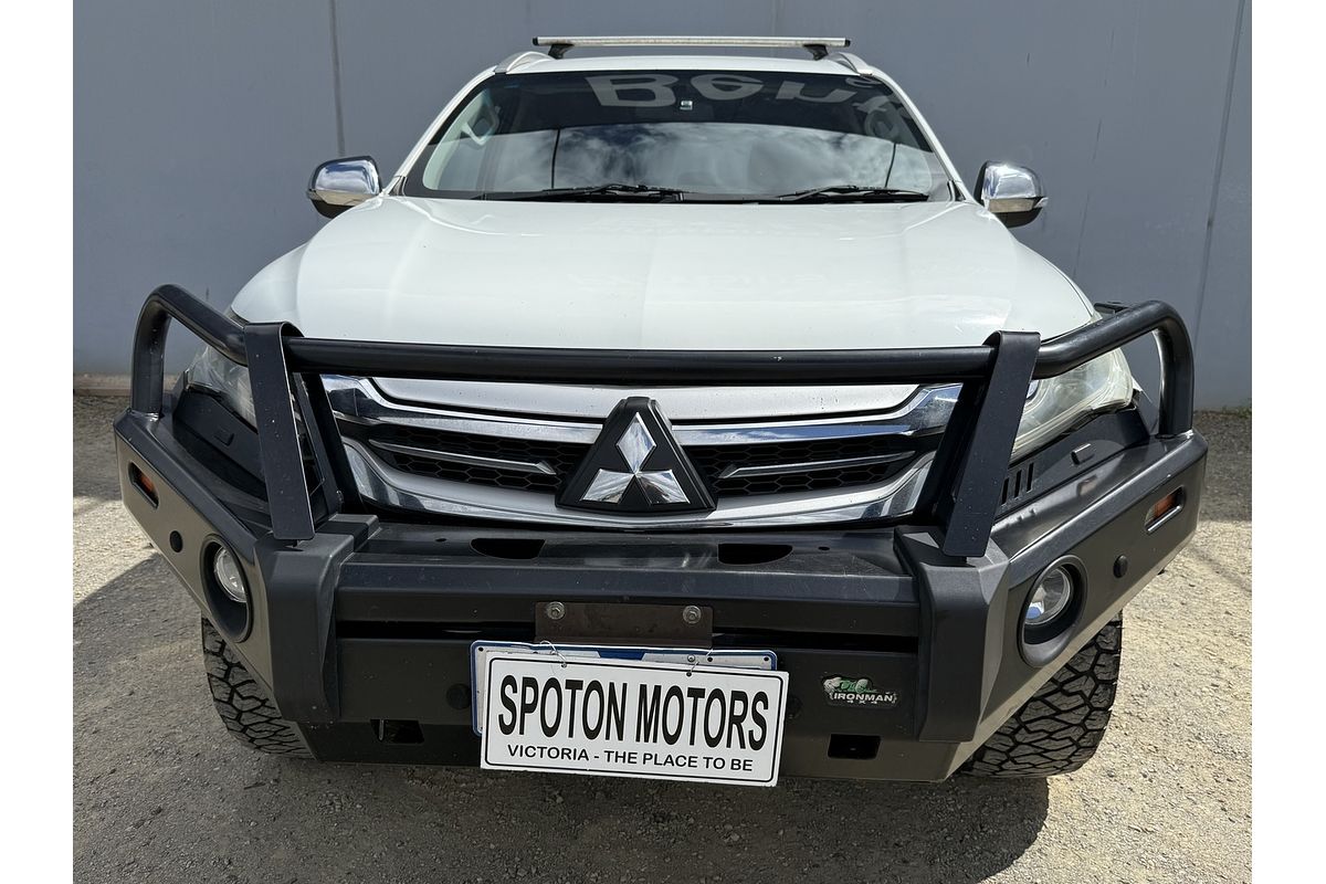 2015 Mitsubishi Pajero GLX NX