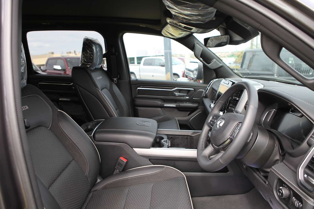 2024 RAM 1500 Laramie DT 4X4 SWB