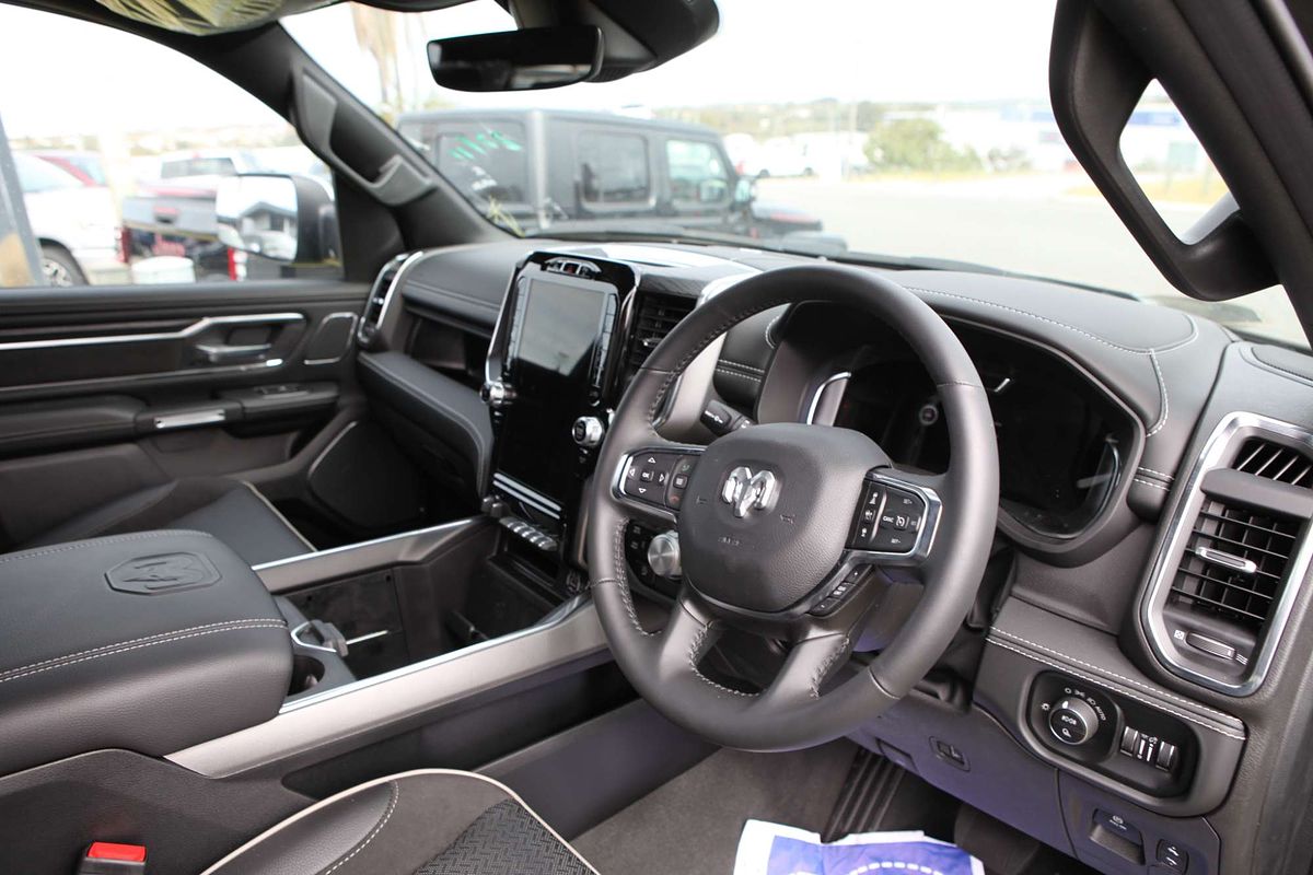 2024 RAM 1500 Laramie DT 4X4 SWB