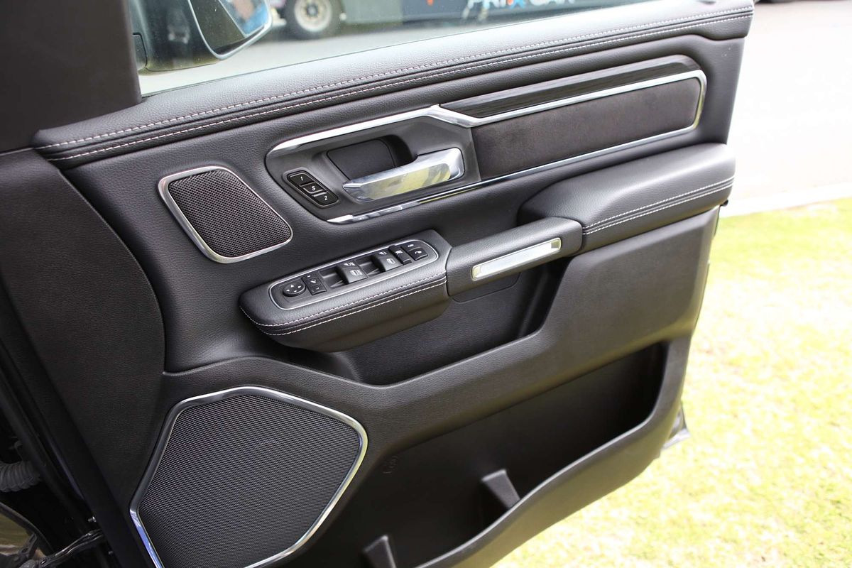 2024 RAM 1500 Laramie DT 4X4 SWB