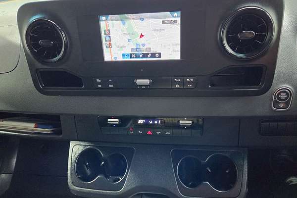 2021 Mercedes-Benz Sprinter 319CDI VS30 MWB
