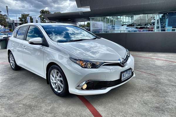 2015 Toyota Corolla Ascent Sport ZRE182R