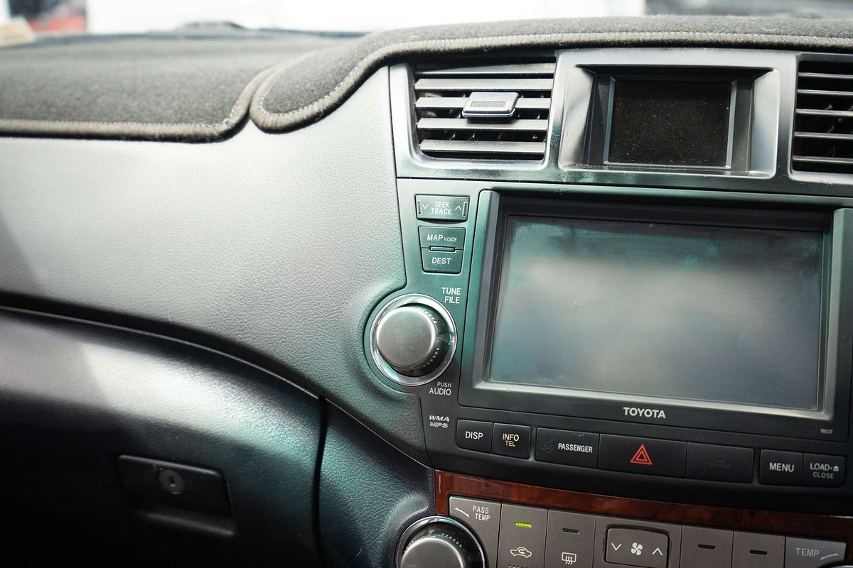 2012 Toyota Kluger Grande GSU45R