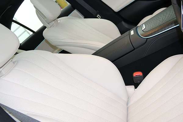 2024 Mercedes-Benz E-Class E200 W214