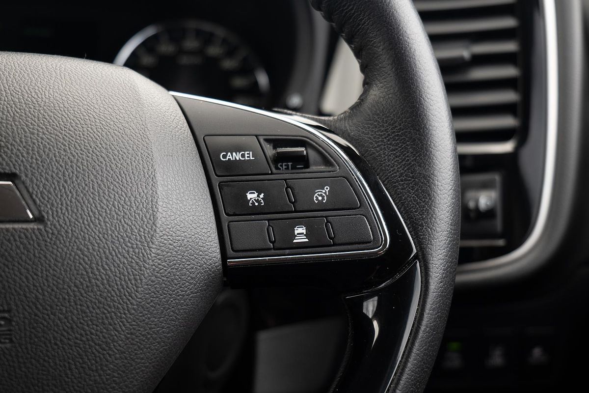 2019 Mitsubishi Outlander LS ZL