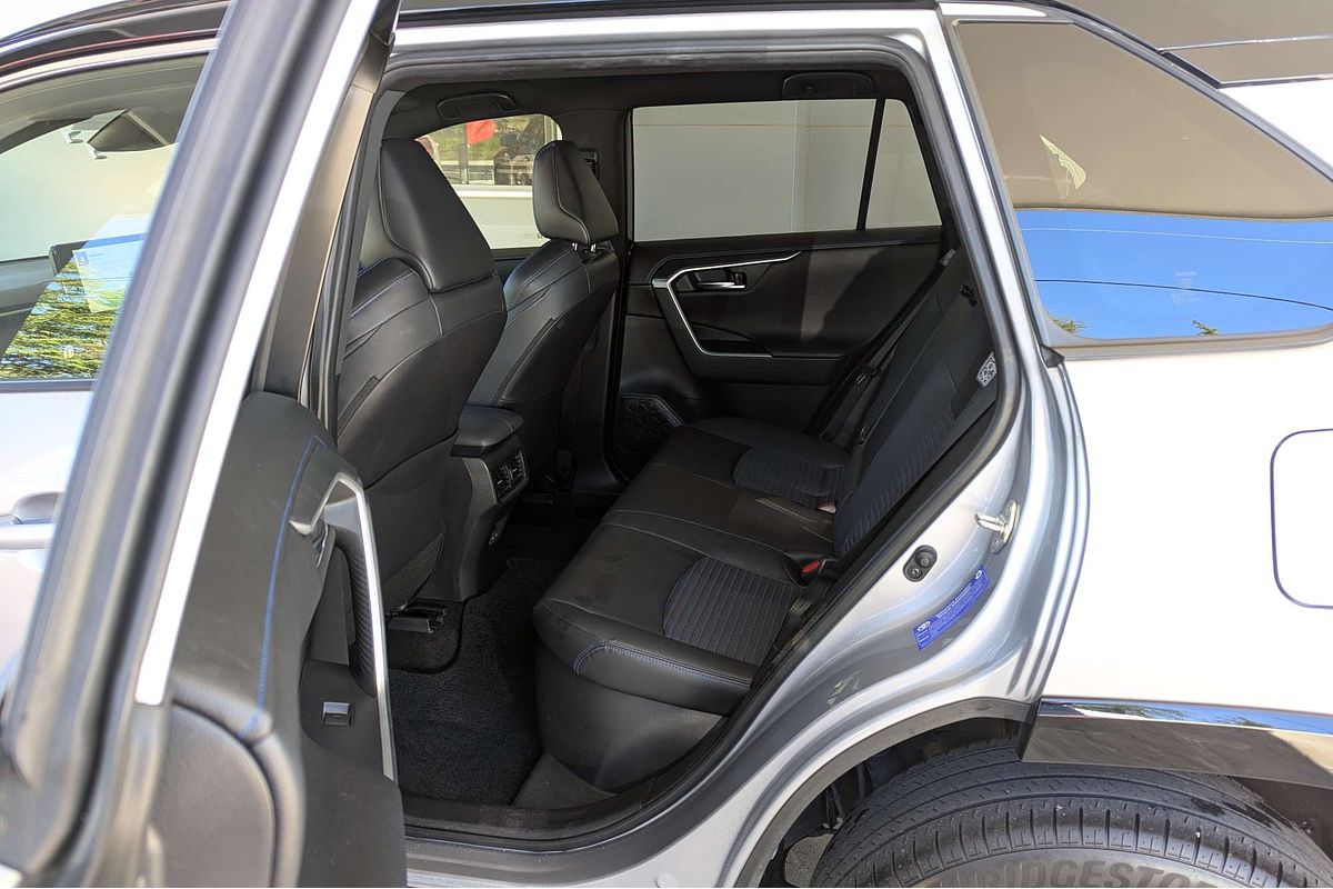 2023 Toyota RAV4 XSE AXAH52R