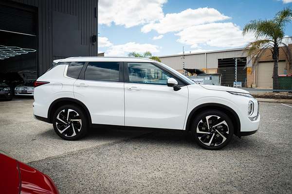2023 Mitsubishi Outlander Aspire ZM
