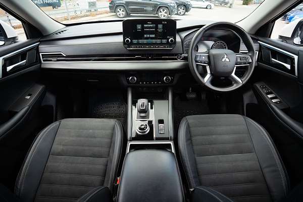 2023 Mitsubishi Outlander Aspire ZM