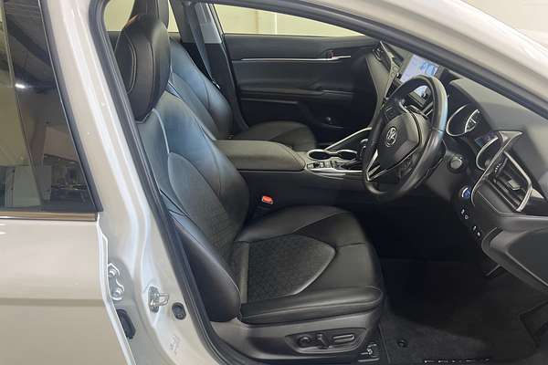 2023 Toyota Camry SX AXVH70R