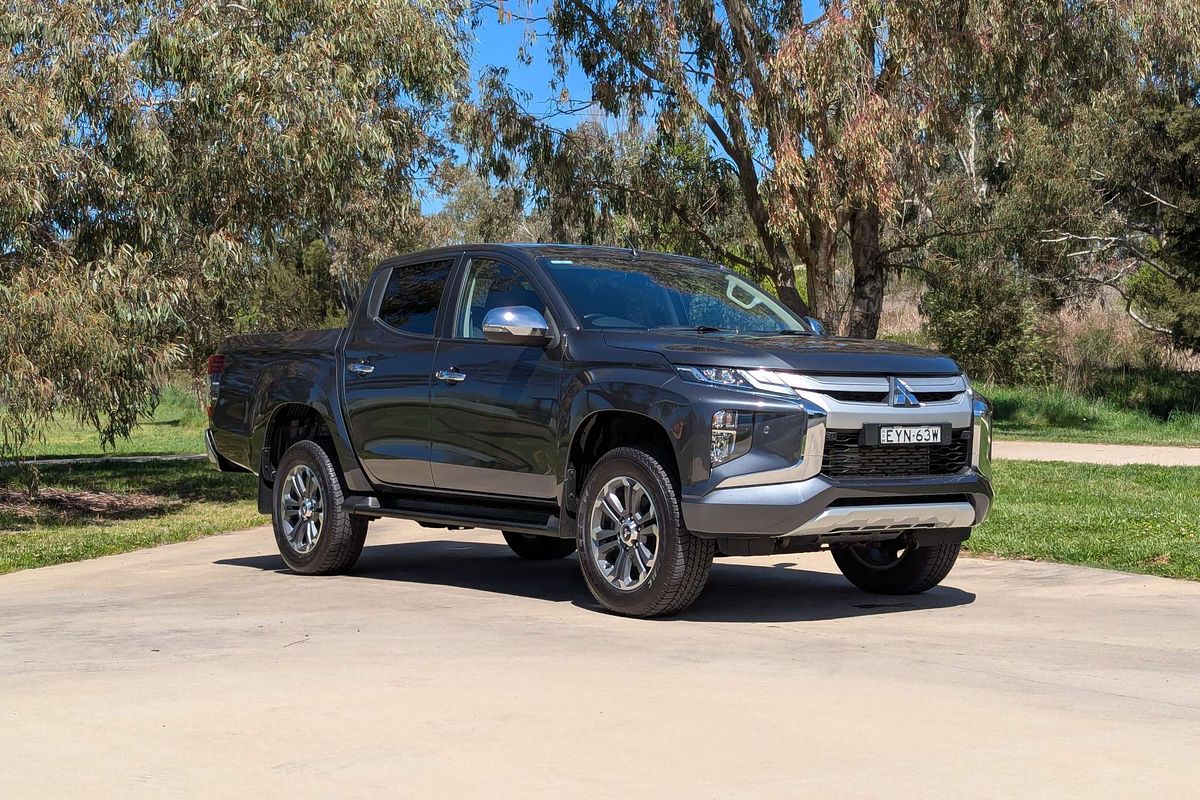 2023 Mitsubishi Triton GLS MR 4X4