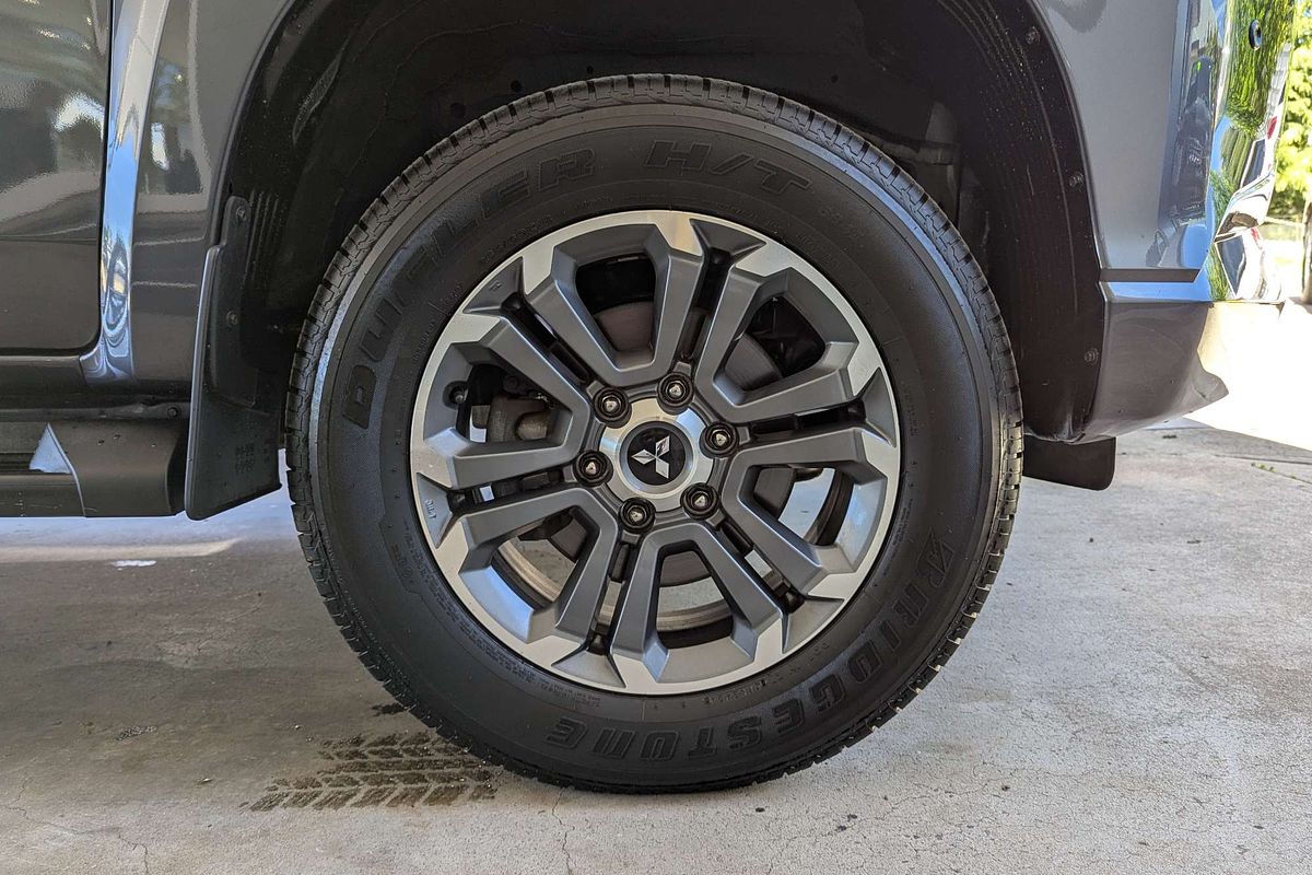 2023 Mitsubishi Triton GLS MR 4X4