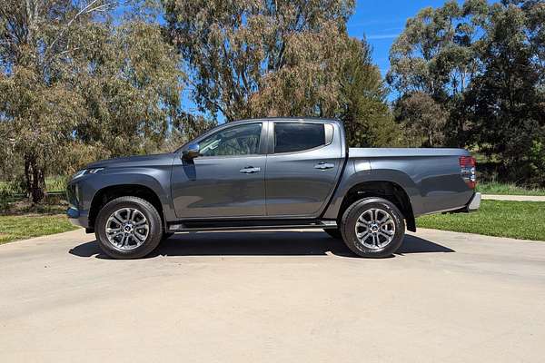 2023 Mitsubishi Triton GLS MR 4X4