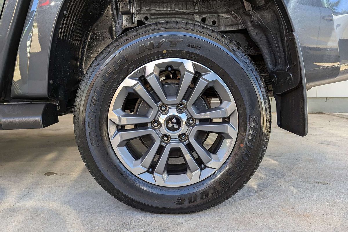 2023 Mitsubishi Triton GLS MR 4X4