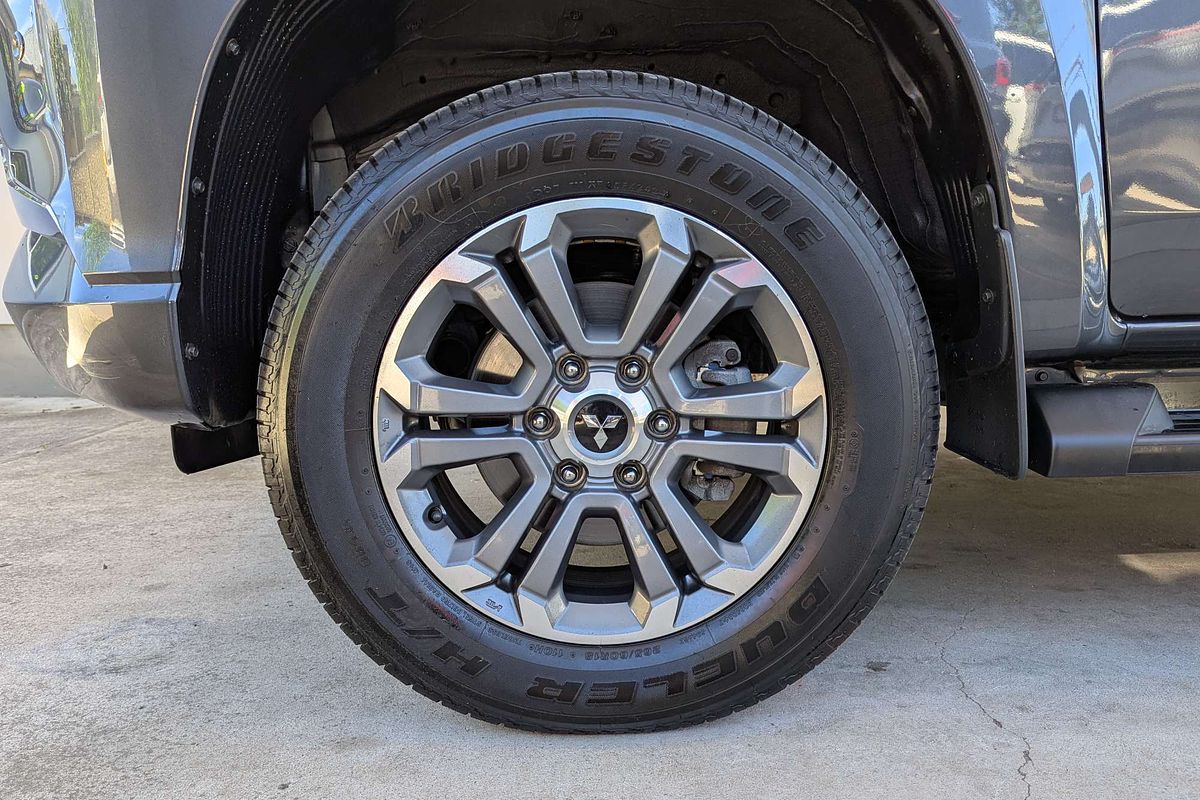 2023 Mitsubishi Triton GLS MR 4X4