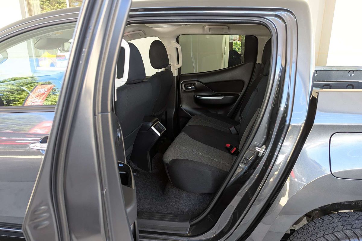 2023 Mitsubishi Triton GLS MR 4X4