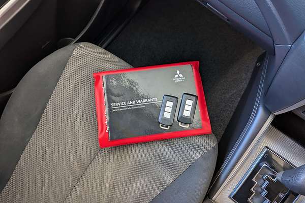 2023 Mitsubishi Triton GLS MR 4X4