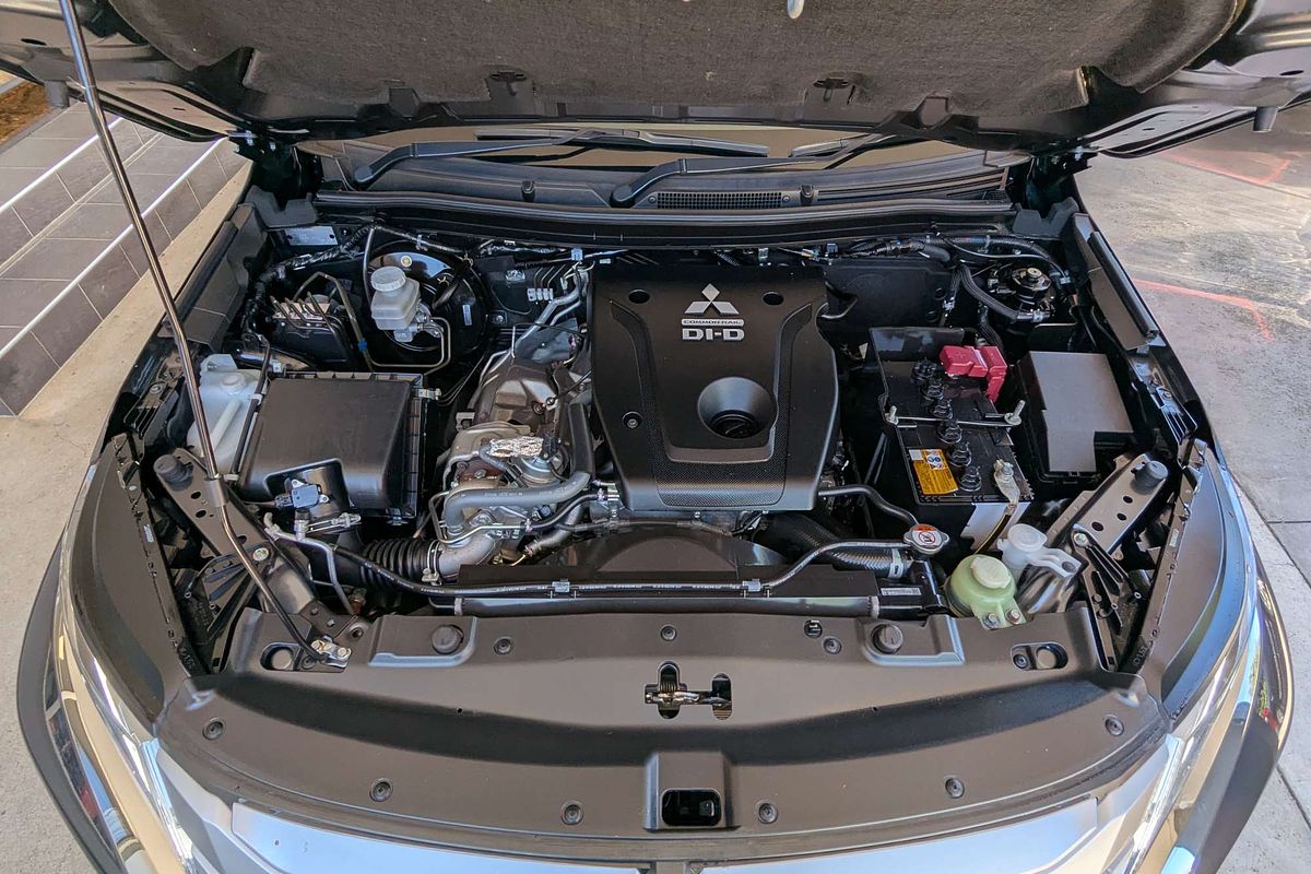 2023 Mitsubishi Triton GLS MR 4X4