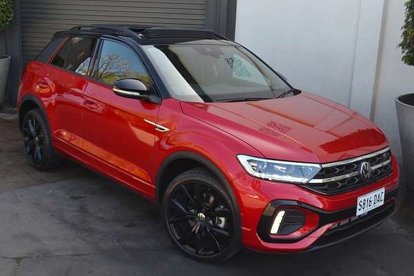 2022 Volkswagen T-Roc 140TSI R-Line D11