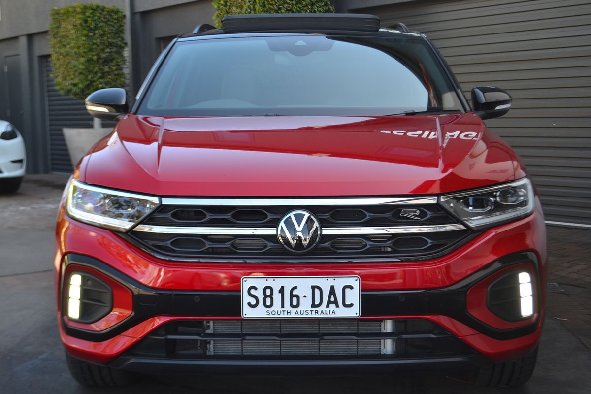 2022 Volkswagen T-Roc 140TSI R-Line D11