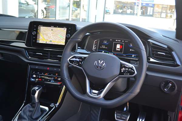 2022 Volkswagen T-Roc 140TSI R-Line D11