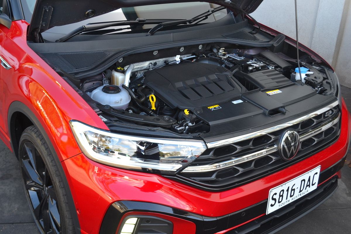 2022 Volkswagen T-Roc 140TSI R-Line D11