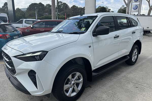 2025 Isuzu MU-X LS-M