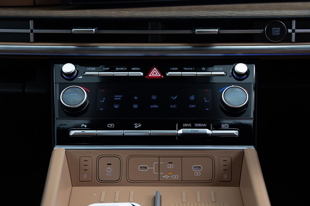 2025 Hyundai Santa Fe Calligraphy MX5.V2