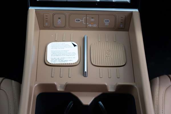 2025 Hyundai Santa Fe Calligraphy MX5.V2