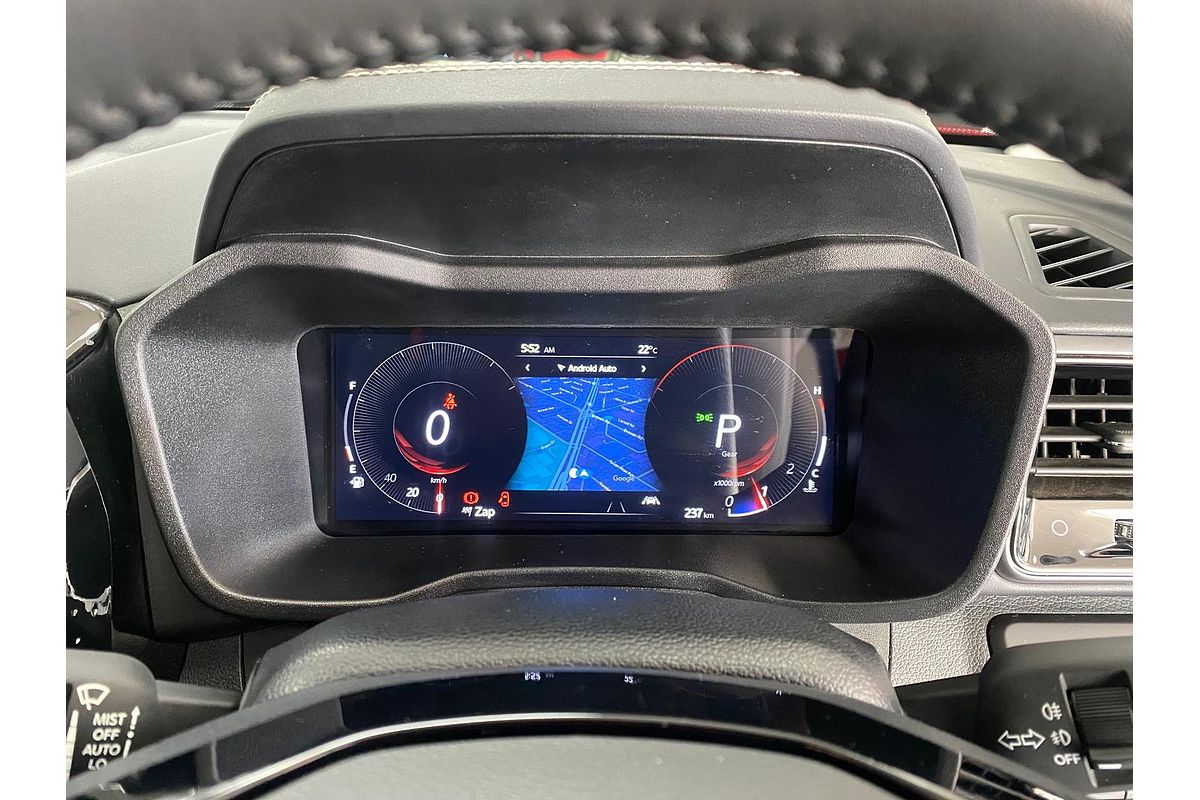 2025 Mahindra XUV3XO AX7L