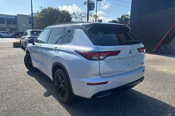 2024 Mitsubishi Outlander PHEV GSR ZM