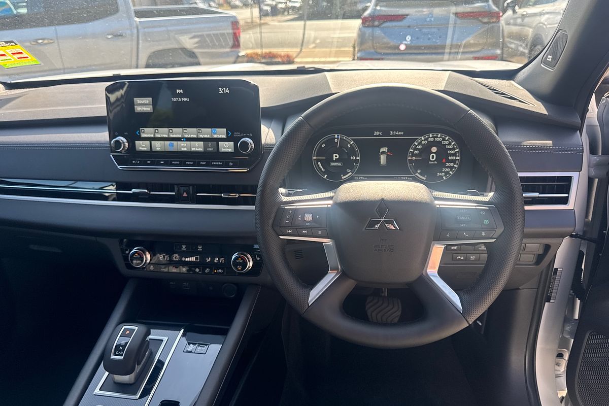 2024 Mitsubishi Outlander PHEV GSR ZM