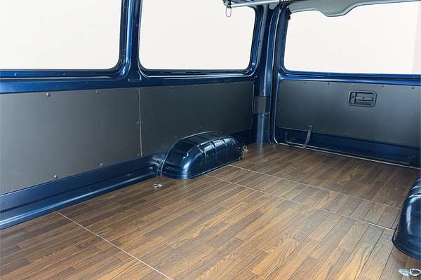2013 Toyota Hiace