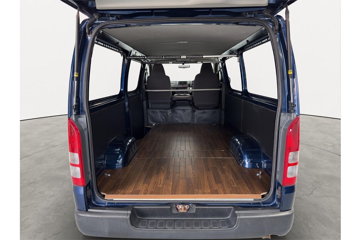 2013 Toyota Hiace