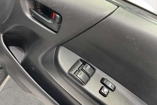 2019 Toyota Hiace Long DX 4WD