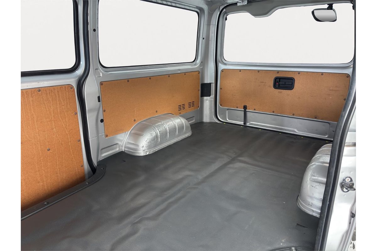 2019 Toyota Hiace Long DX 4WD