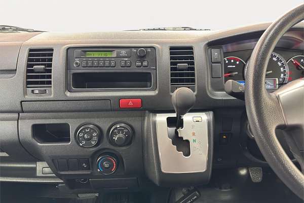 2019 Toyota Hiace Long DX 4WD