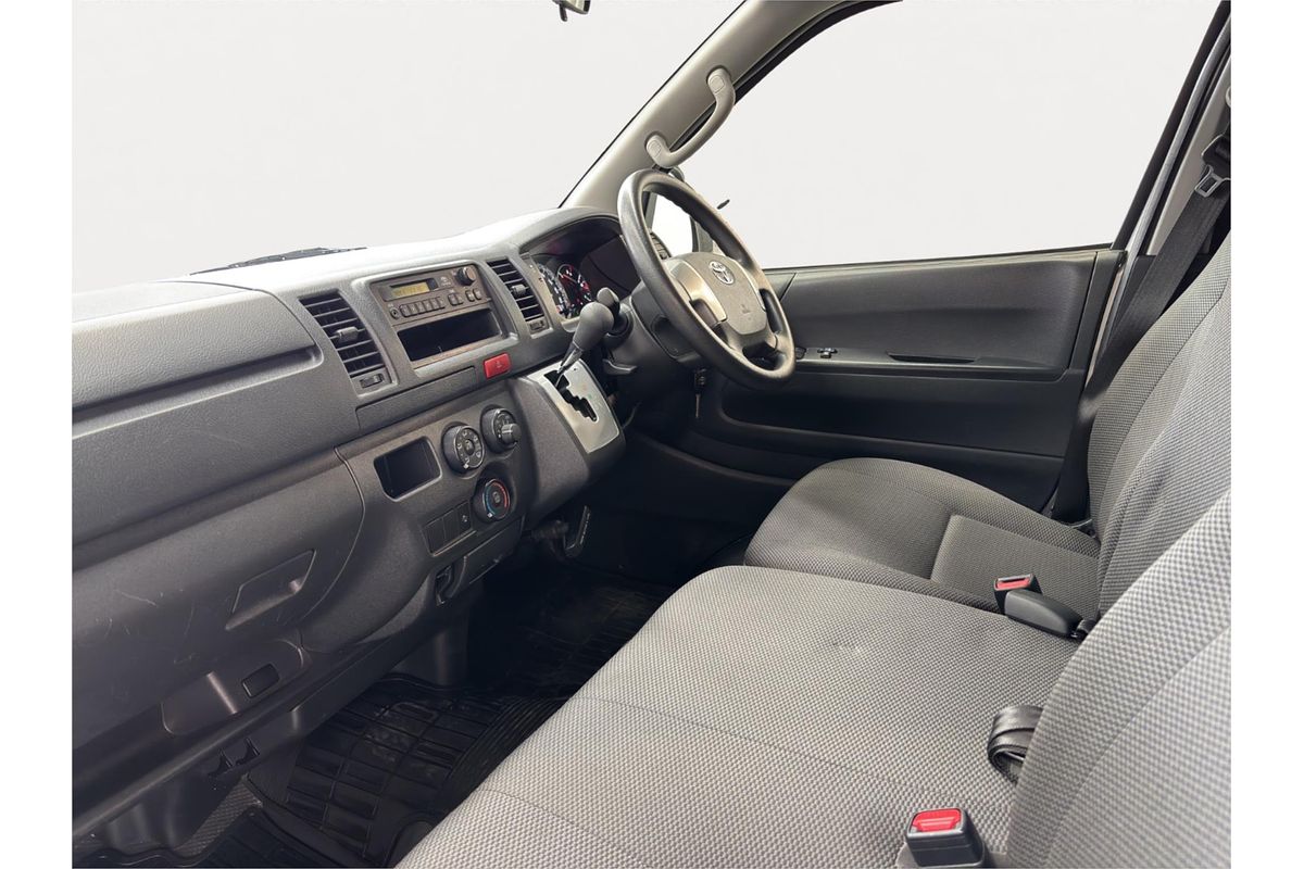 2019 Toyota Hiace Long DX 4WD