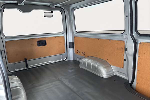 2019 Toyota Hiace Long DX 4WD