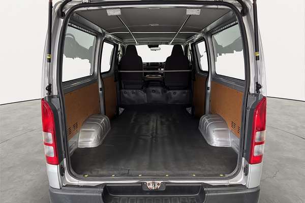 2019 Toyota Hiace Long DX 4WD