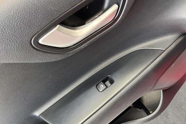 2017 Kia Rio S YB