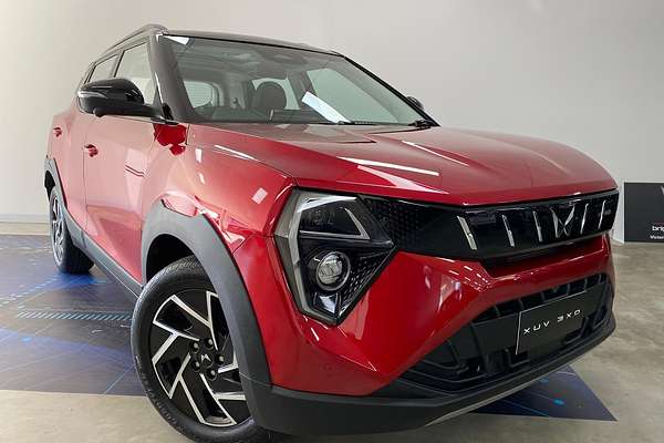 2025 Mahindra XUV3XO AX7L