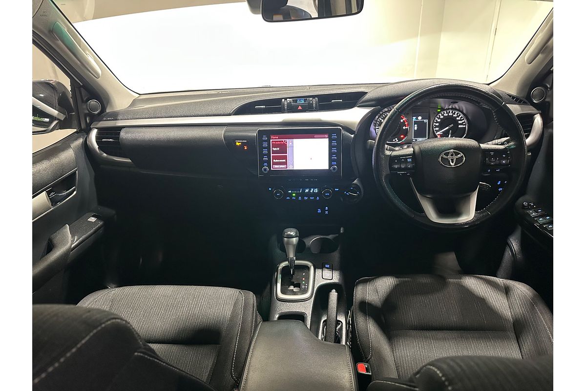 2020 Toyota Hilux SR5 GUN126R 4X4